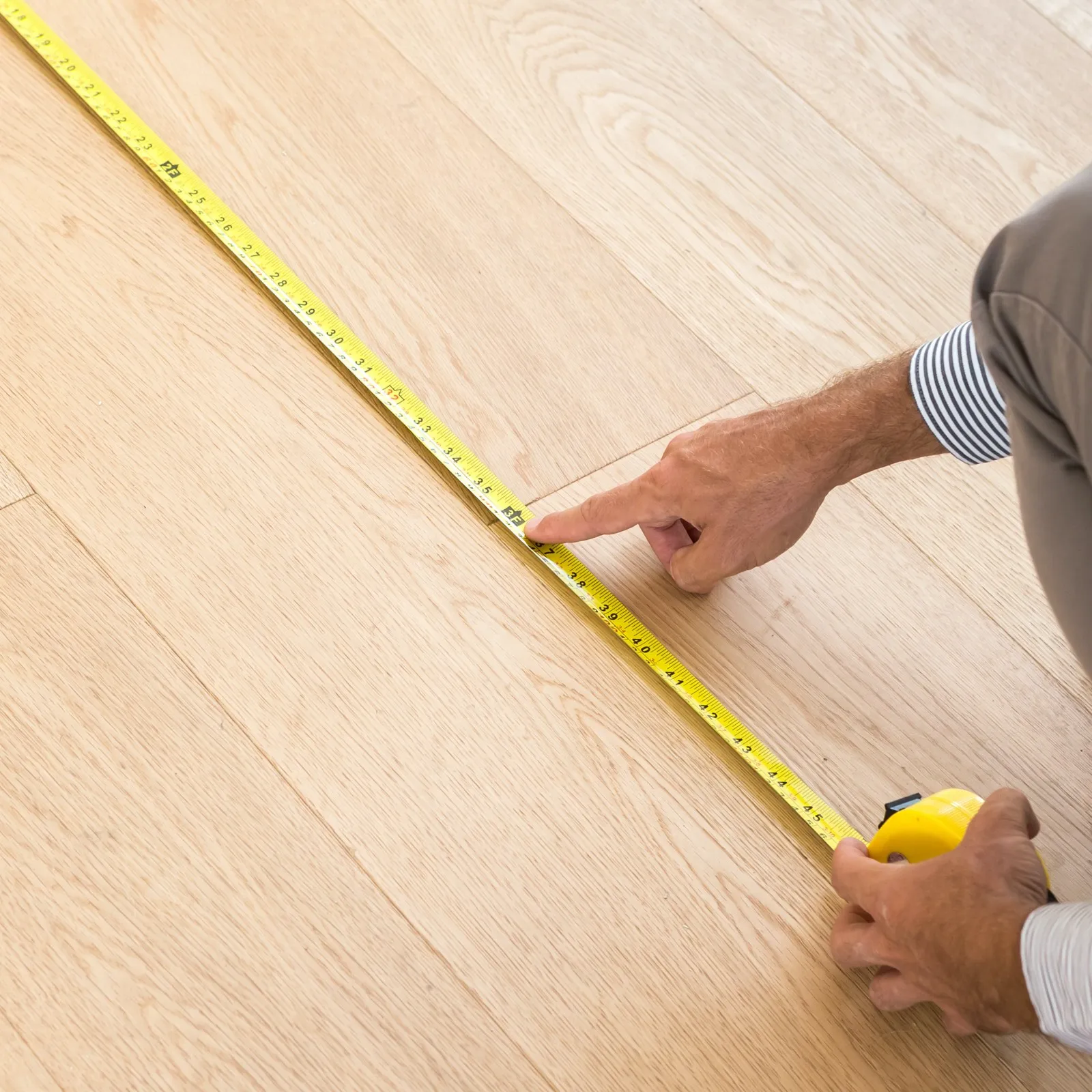 measure-flooring In home measurement | Mills Floor Covering
